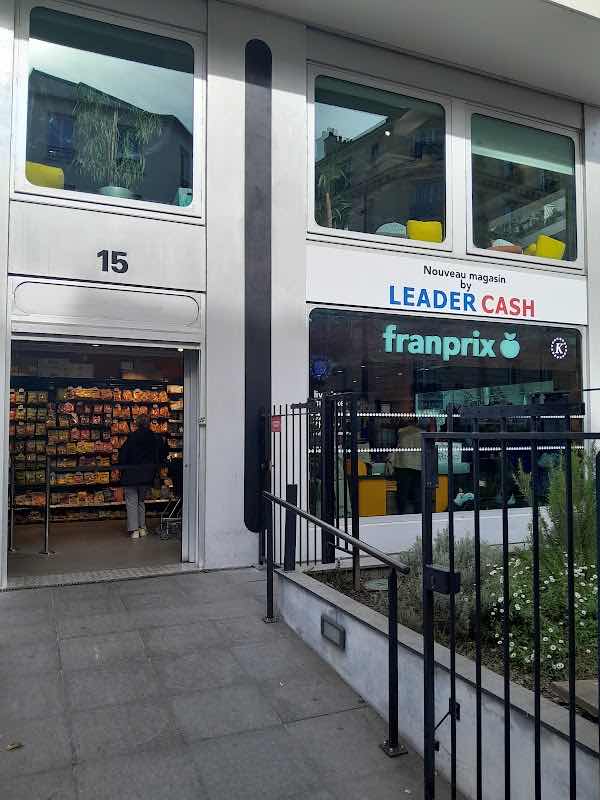 Leader cash