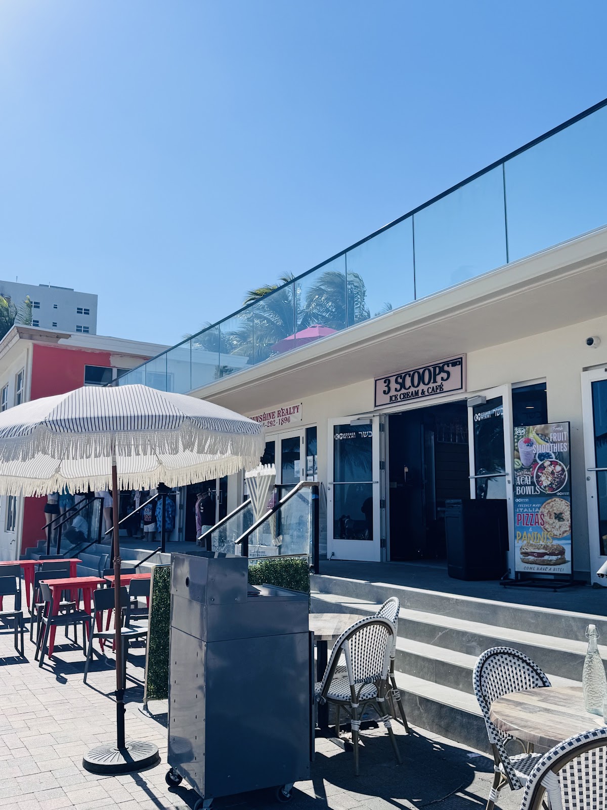 3 Scoops Ice Cream & Cafe