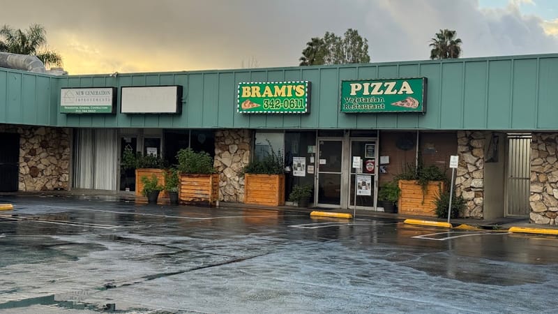 Brami's Kosher Pizza