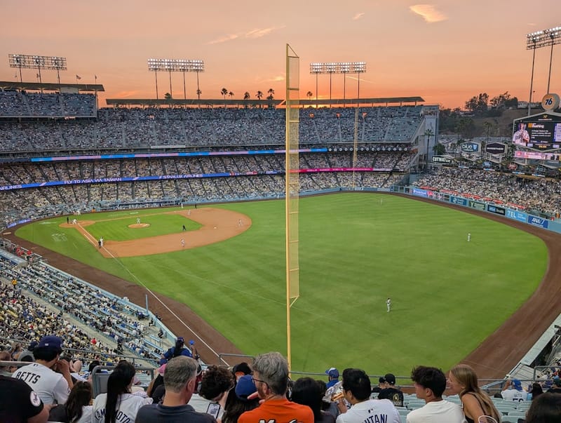1000 Vin Scully Ave