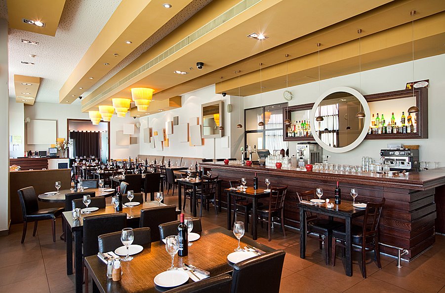 Papagaio - Brazilian Steak House
