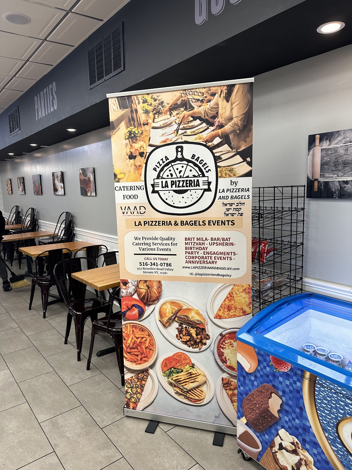 La pizzeria and bagel