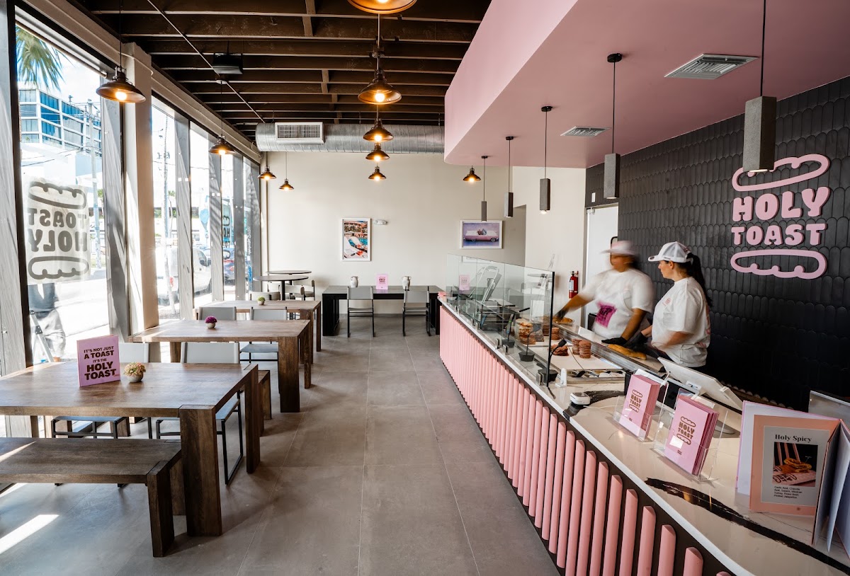 Kosher Holy Toast Wynwood - KM
