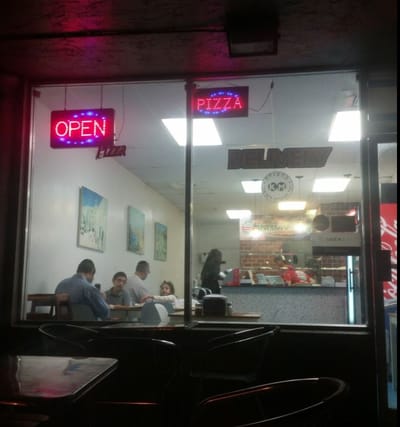 Mama Pizza & Coffee Shop