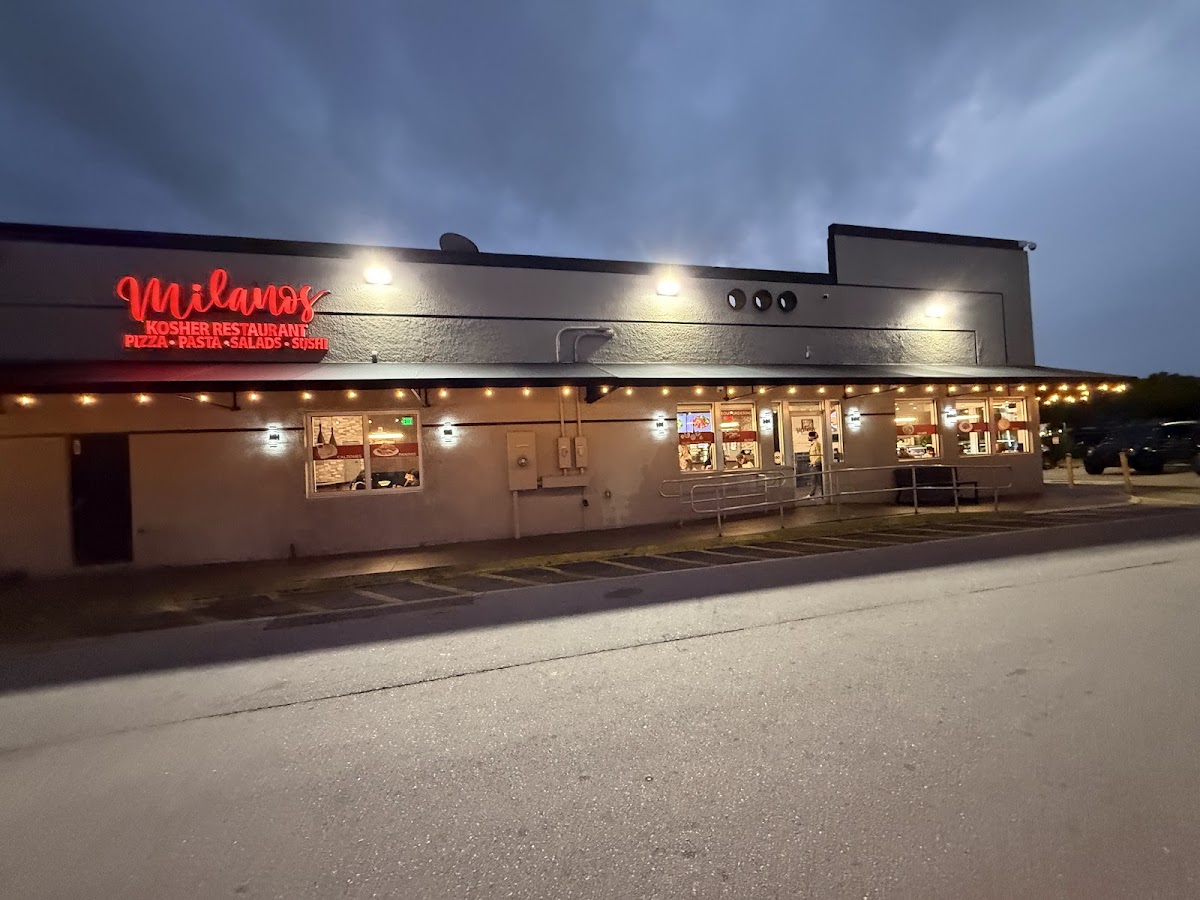 Milano's Kosher Restaurant