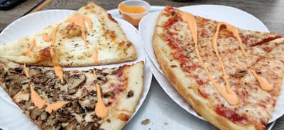 La Pizzeria