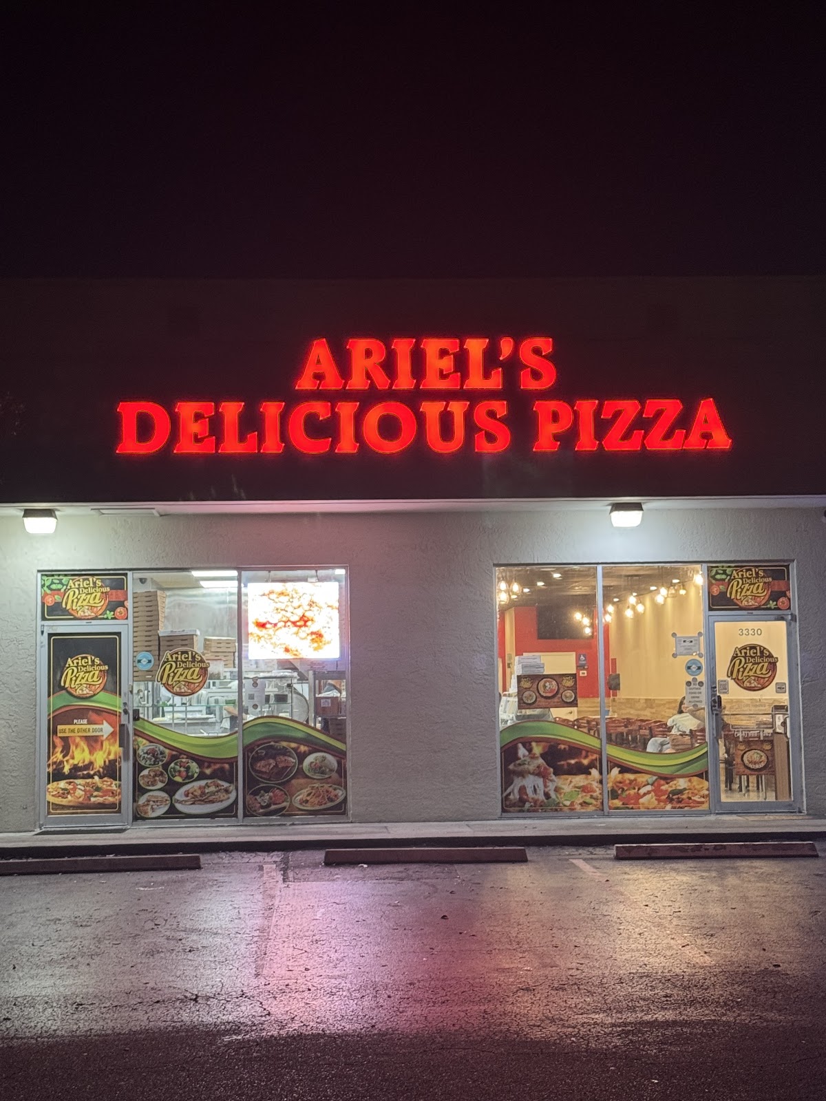 Ariel’s Delicious Pizza